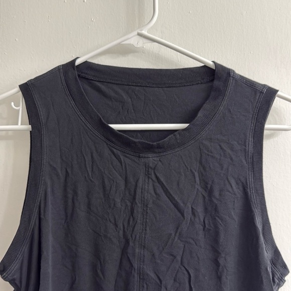 Lululemon Cinch it Up Tank Top ~ Black~ size 6 - Picture 7 of 12